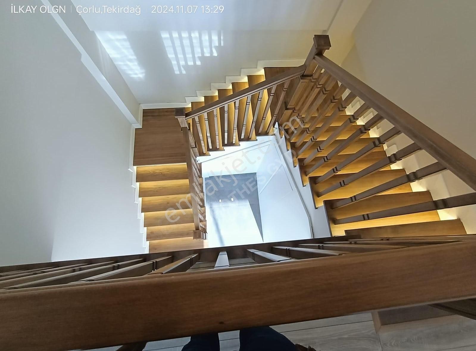 Brothersdan Önerlerde 300m2 4+1 İskanlı Sıfır Satılık Villa - Görsel 2
