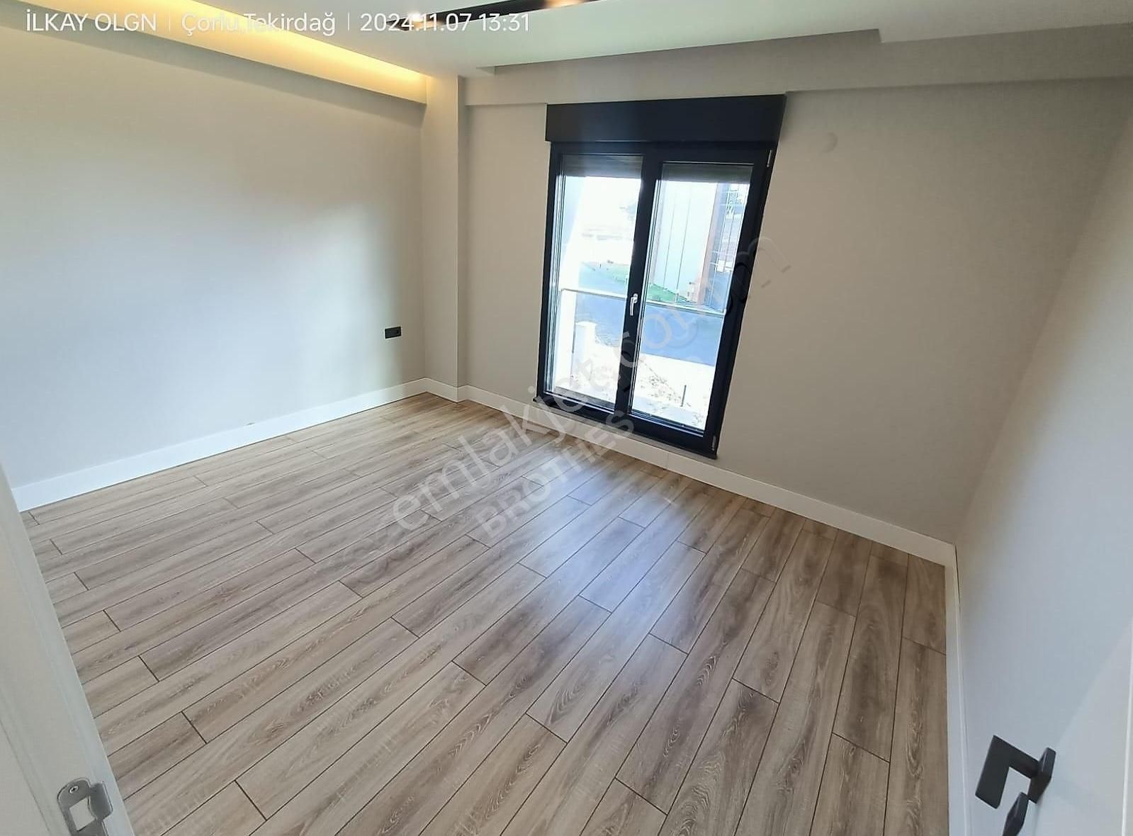 Brothersdan Önerlerde 300m2 4+1 İskanlı Sıfır Satılık Villa - Görsel 16