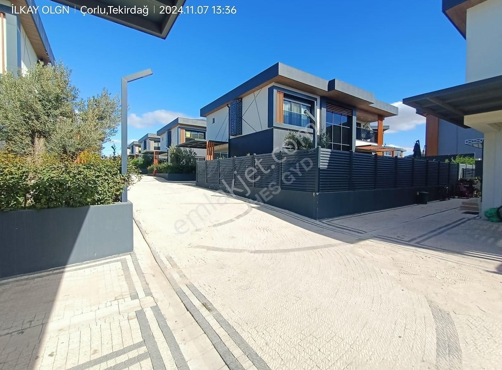 Brothersdan Önerlerde 300m2 4+1 İskanlı Sıfır Satılık Villa - Görsel 10