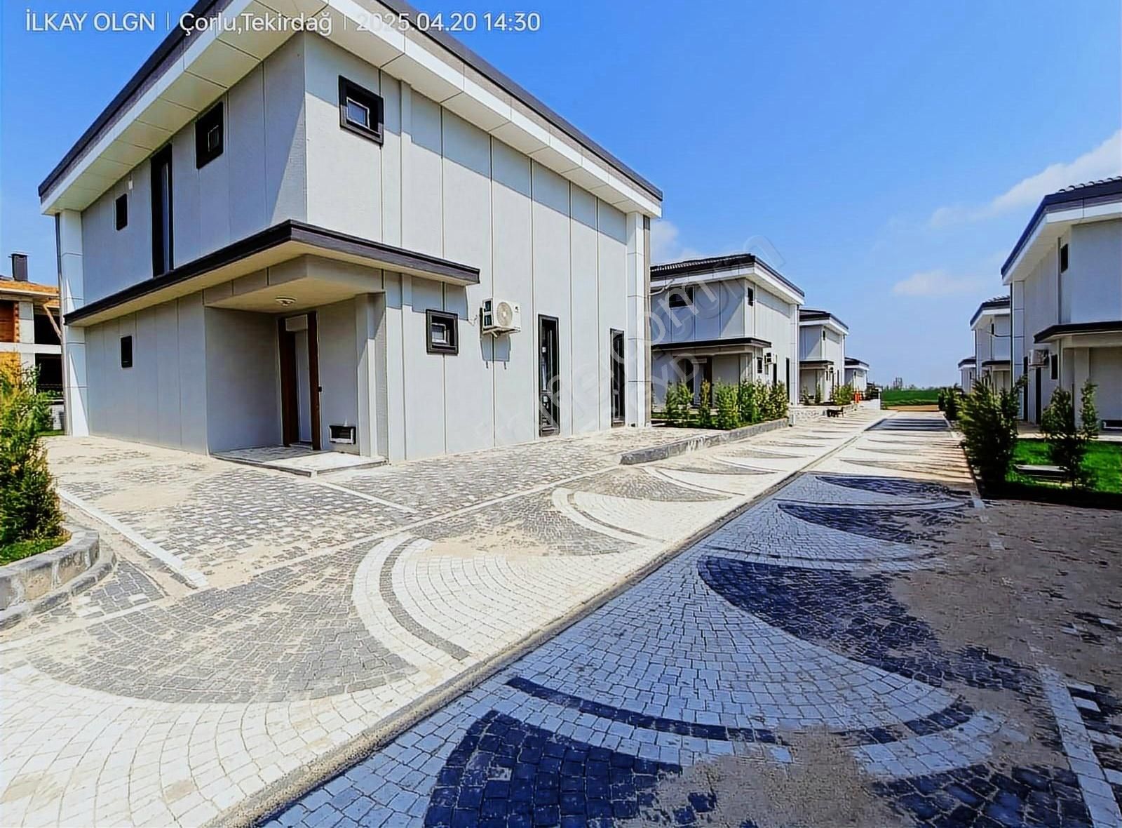 Brothersdan Önerlerde 330m2 4+1 Sıfır İskanlı Satılık Villa - Görsel 20