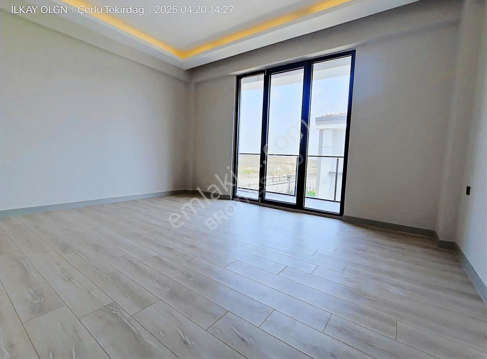 Brothersdan Önerlerde 330m2 4+1 Sıfır İskanlı Satılık Villa - Görsel 19