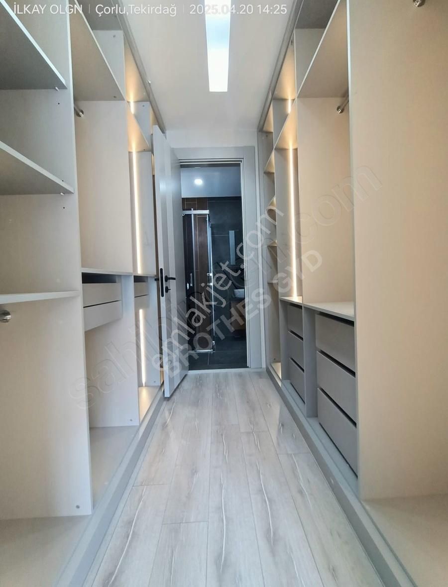 Brothersdan Önerlerde 330m2 4+1 Sıfır İskanlı Satılık Villa - Görsel 9