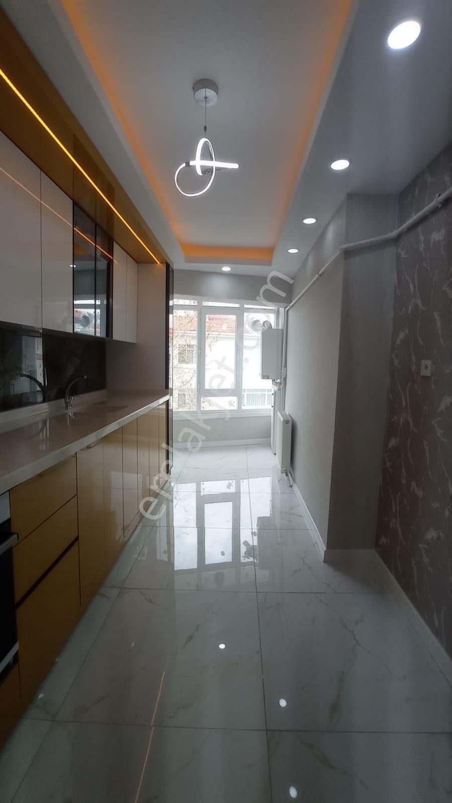 Mç Emlaktan İstasypon Mah' Nde Full Yapılı 3+1 Satılık Daire