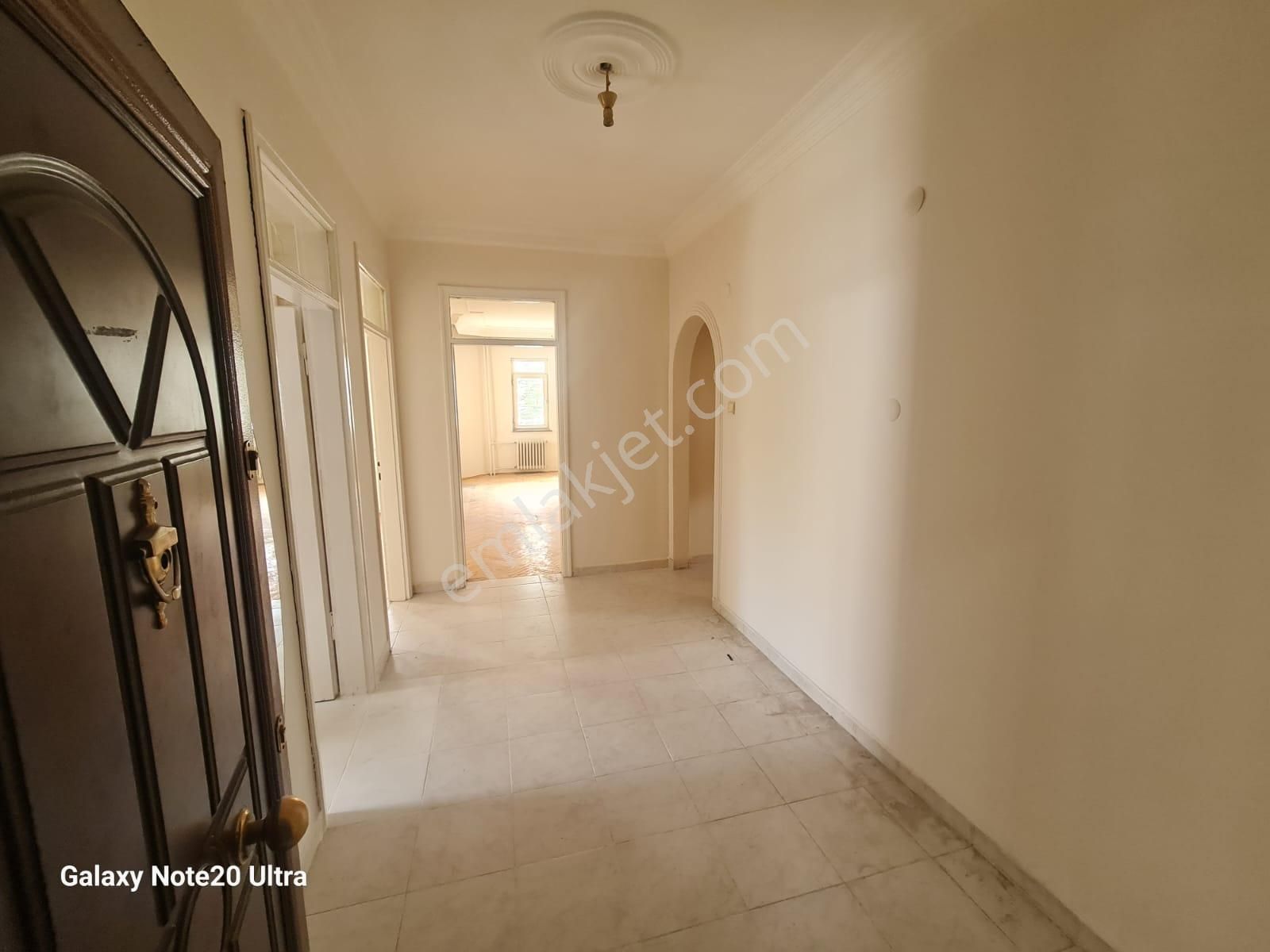 Talas Yenidoğan'da Merkezi Konumda 3+1 Kiralık Daire