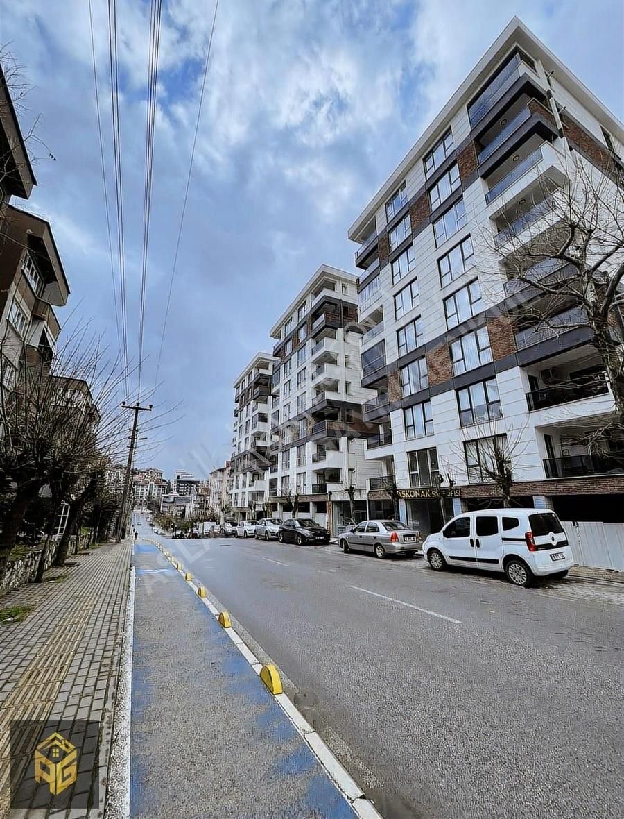 Aslanbay'dan Taşkonak Sitesinde 3+1 E.banyolu Satılık Daire