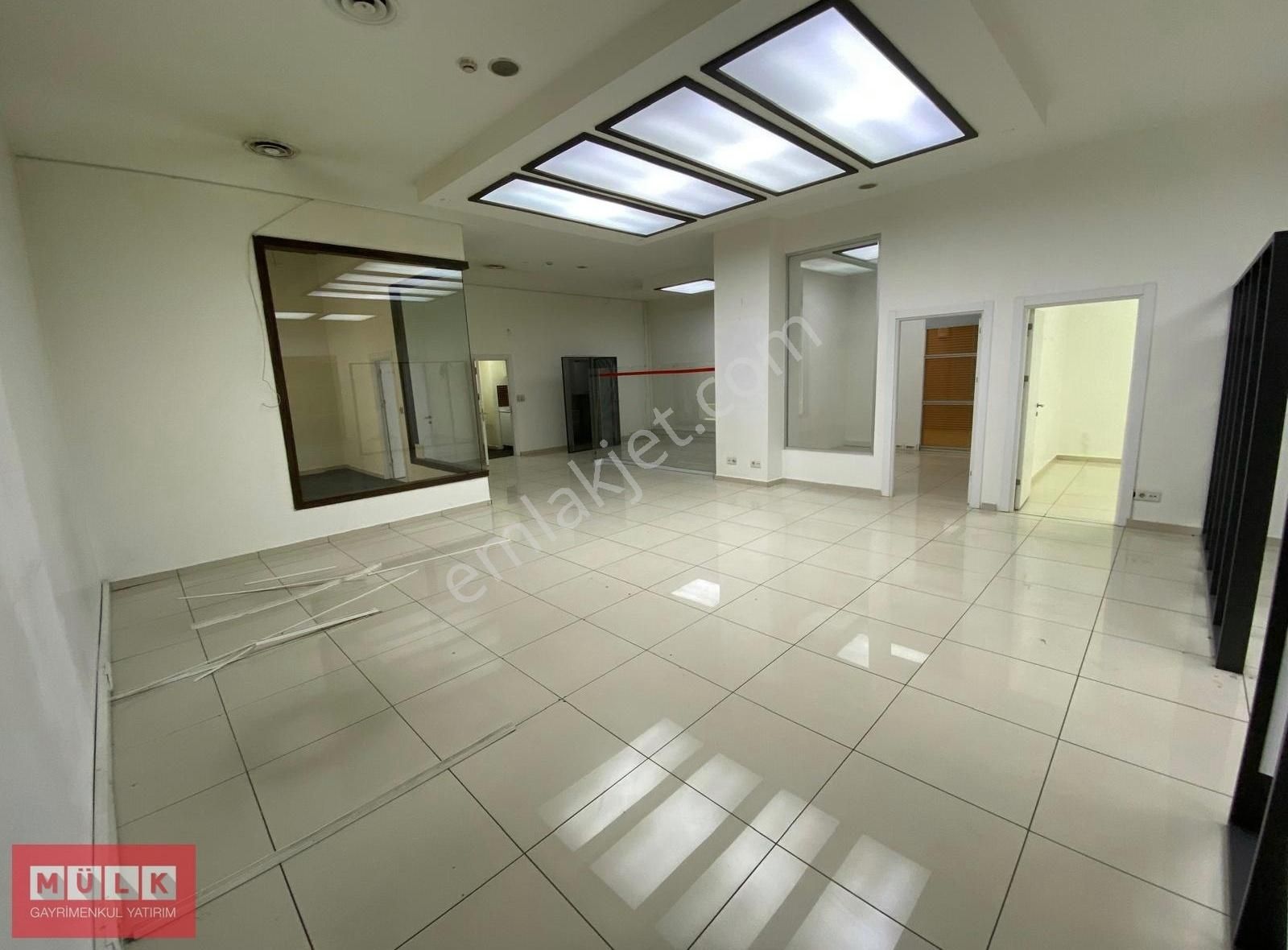 İkitelli Depositede Mülk Sahibin Den 190 ²ofis'li