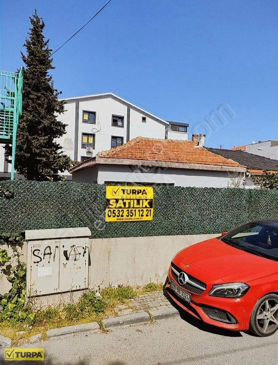 Gaziemir Akçay Caddesine 100 Metre Mesafede Kupon Arsa