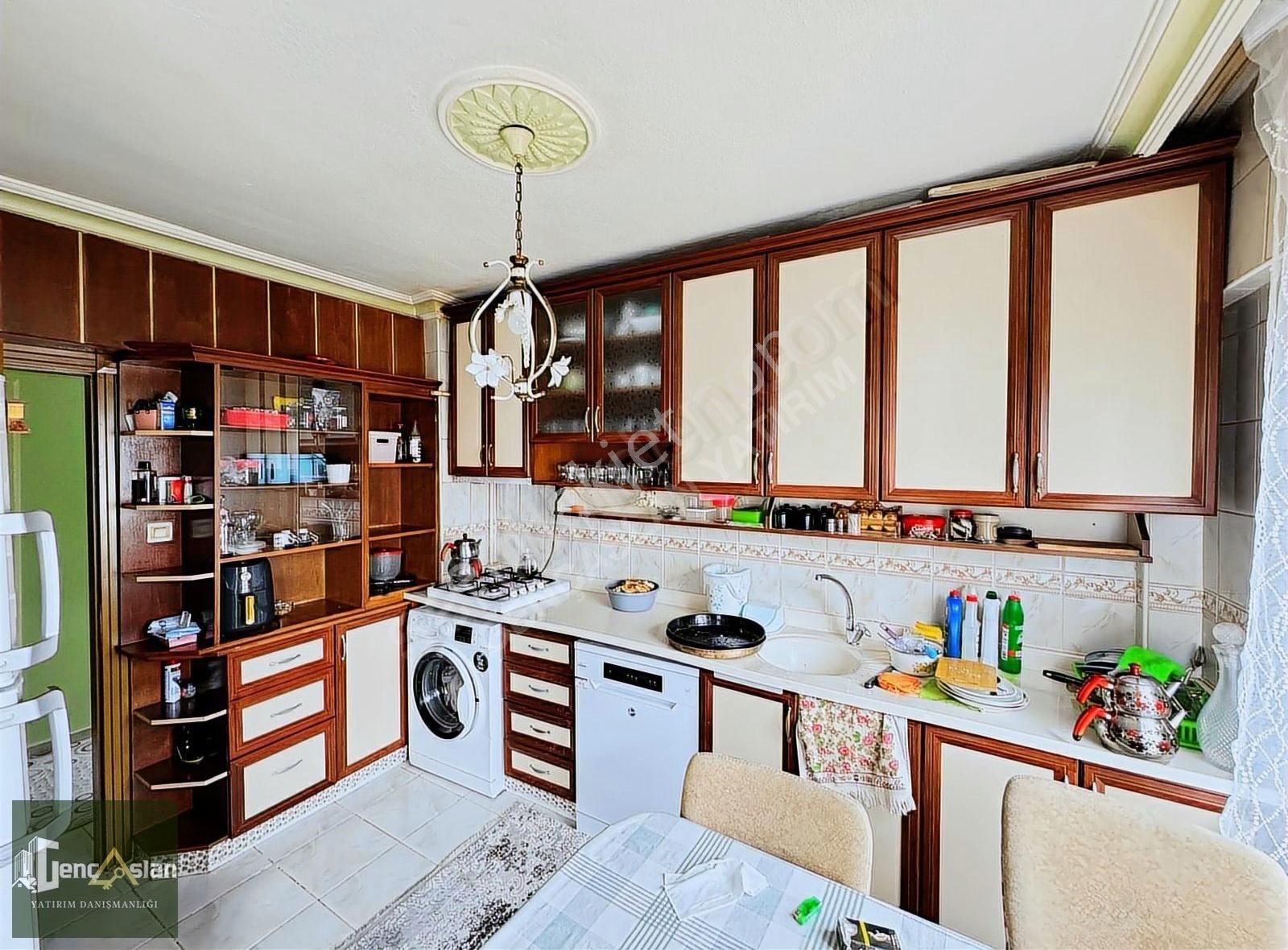 Gençaslan'dan Tuzluçayır Mh. Ankara Manzaralı 3+1 Full Yapılı