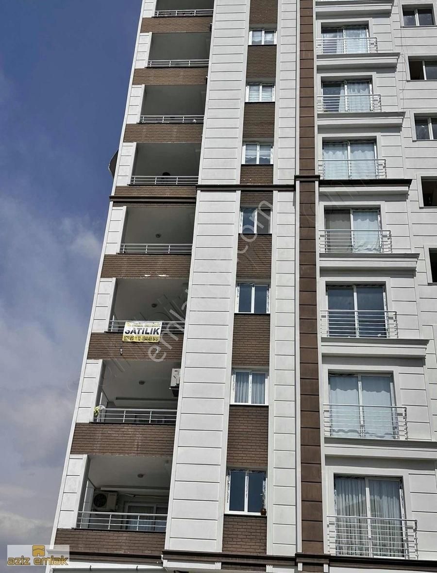Aziz Emlak'tan Arpaçsakarlar'da Satılık 3 + 1 Havuzlu Site