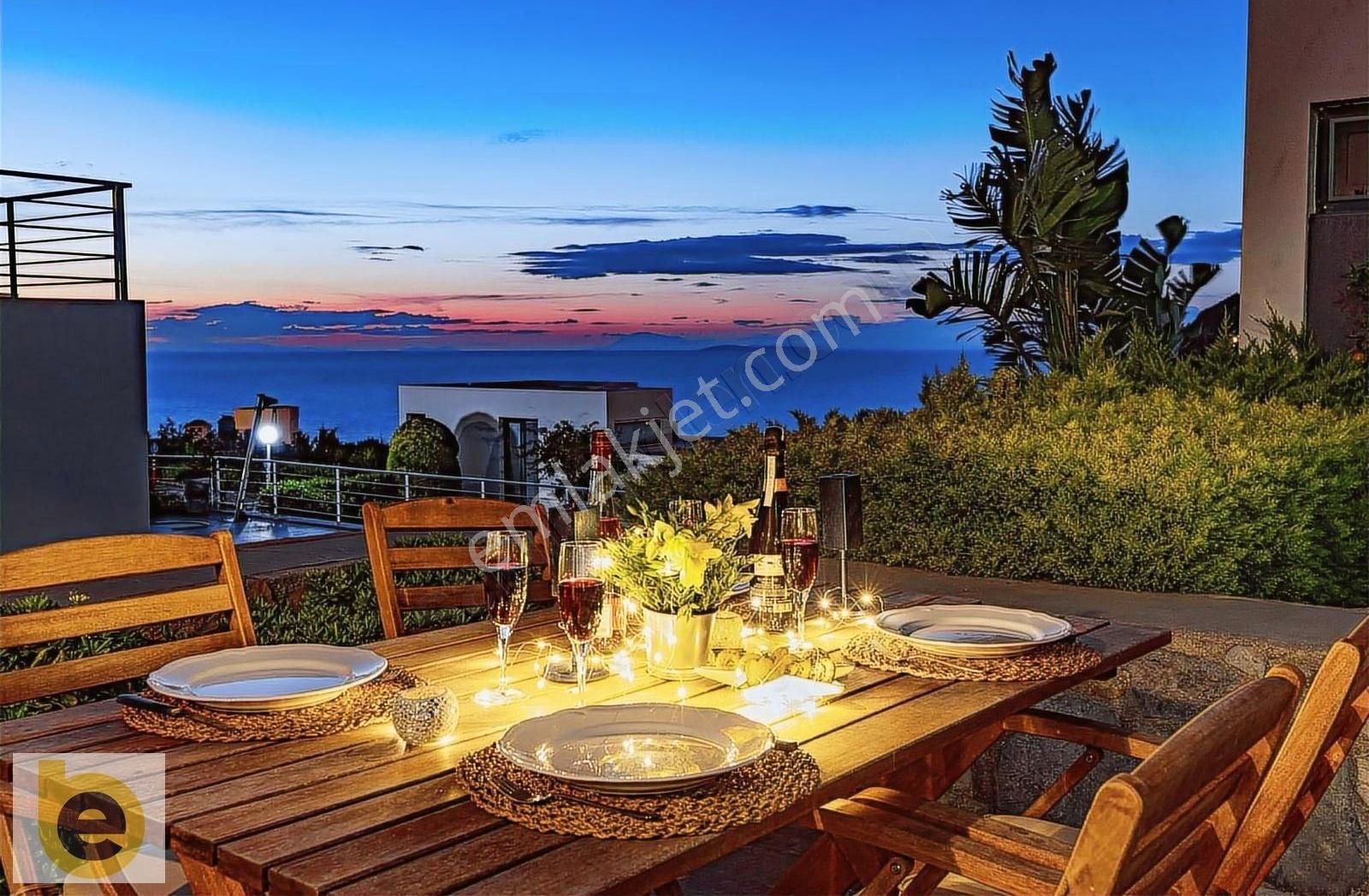 Modern, Güvenlikli Sitede, Deniz Manzaralı Şık 2+1 Dubleks - Görsel 14