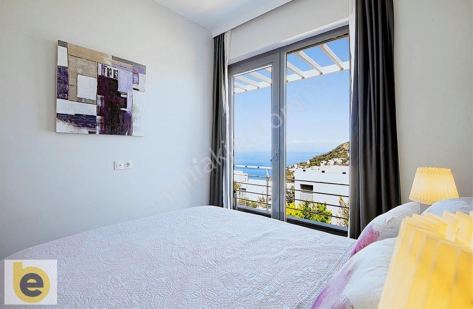 Modern, Güvenlikli Sitede, Deniz Manzaralı Şık 2+1 Dubleks - Görsel 8