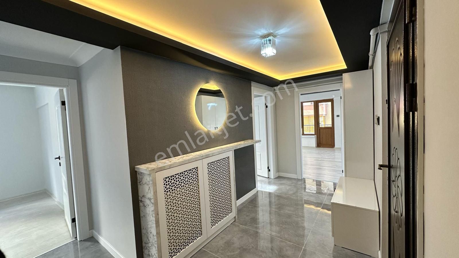 (1016) Keçiören Kuşçağızda 1.katta 3+1 Full Yapılı Boş Daire