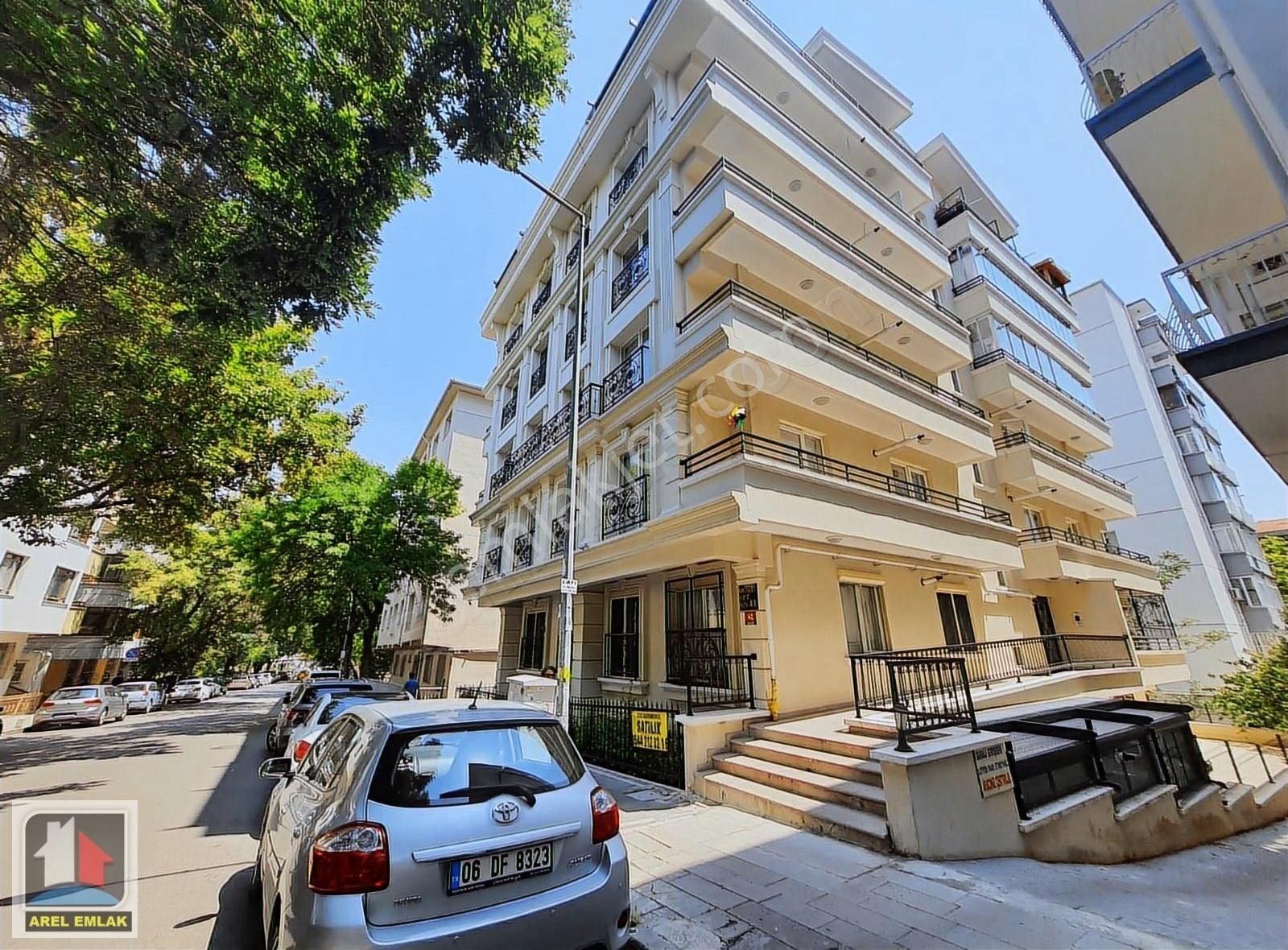 Arel'den Gençlik Cd.yakını Yeni Bina Mobilyalı,teraslı 1+1