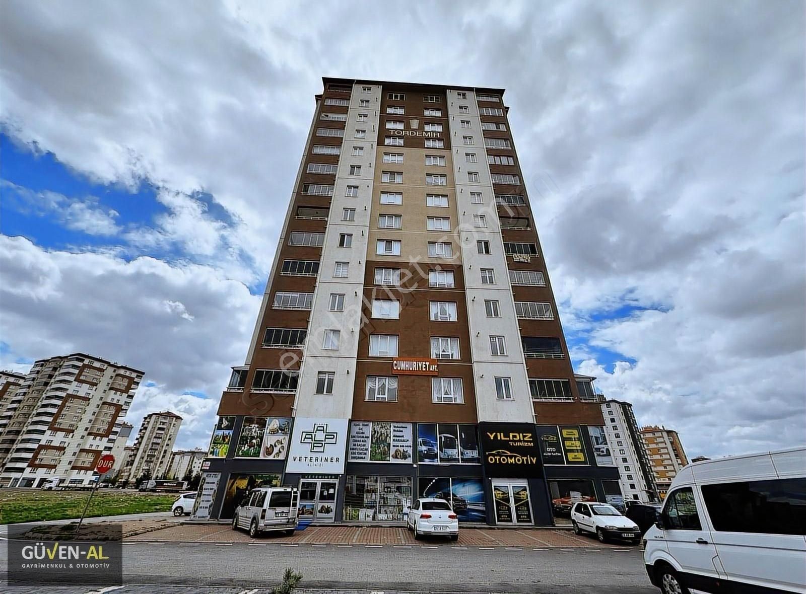 Belsin 30 Ağustos Mahallesi Cadde Üzeri 3+1 Full Yapılı Daire