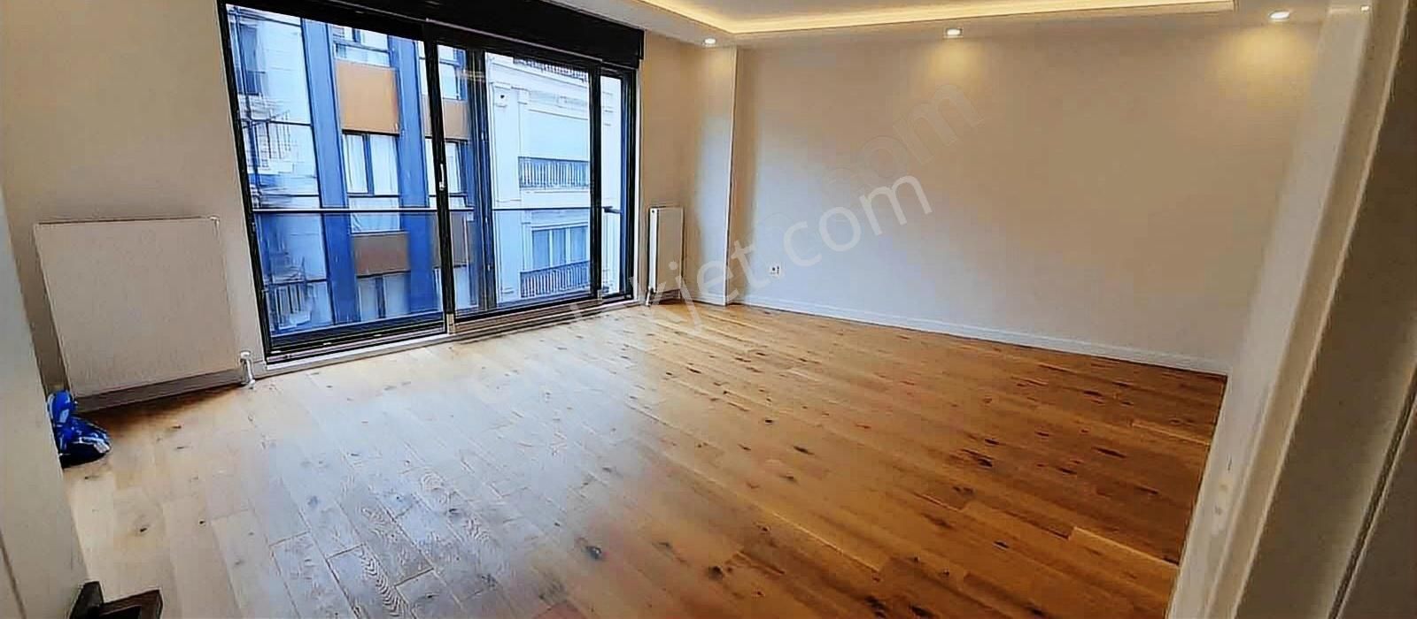 Çırağan'da Yeni Bina Asansörlü3+1kombli Balkonlu Çok Ferah Daire - Görsel 6