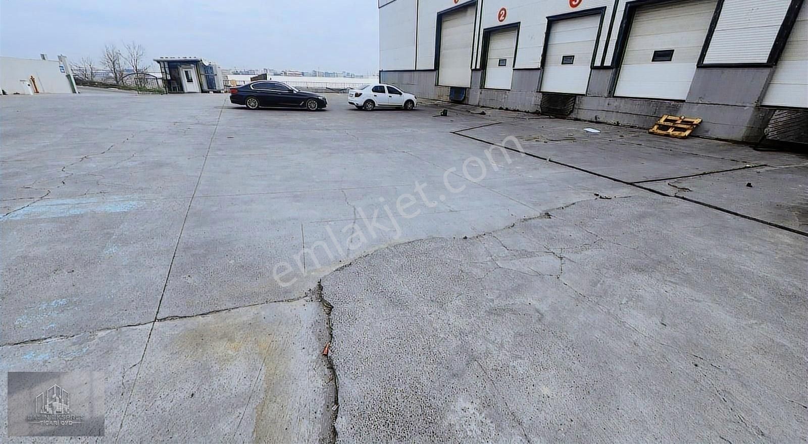 Sulyapıdan 5000 M2 Depo 9 Adet Tır Rampası Mevcut - Görsel 3