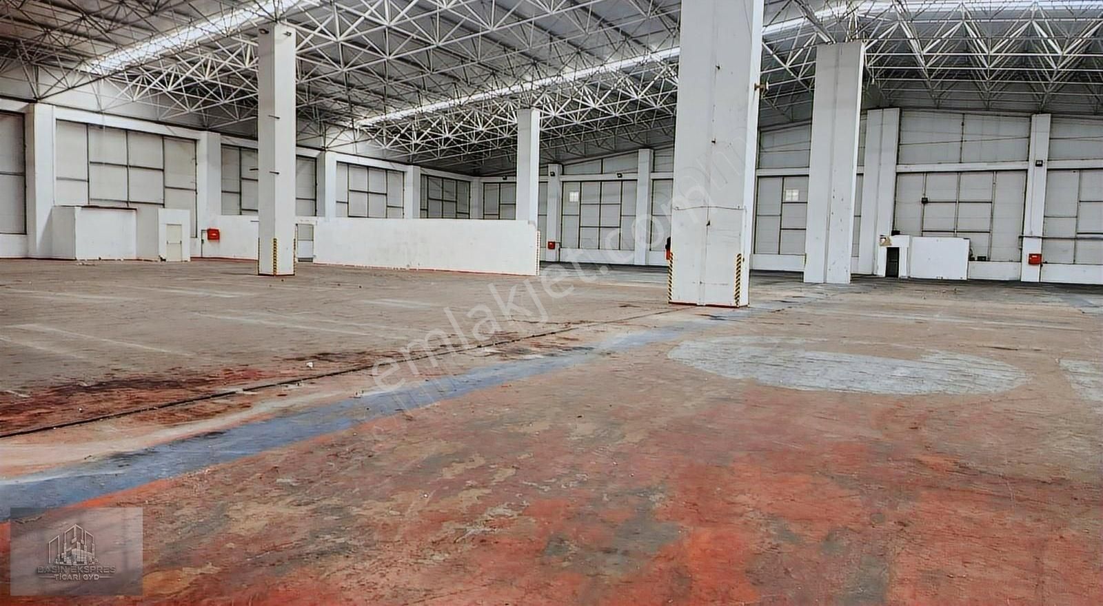 Sulyapıdan 5000 M2 Depo 9 Adet Tır Rampası Mevcut - Görsel 4