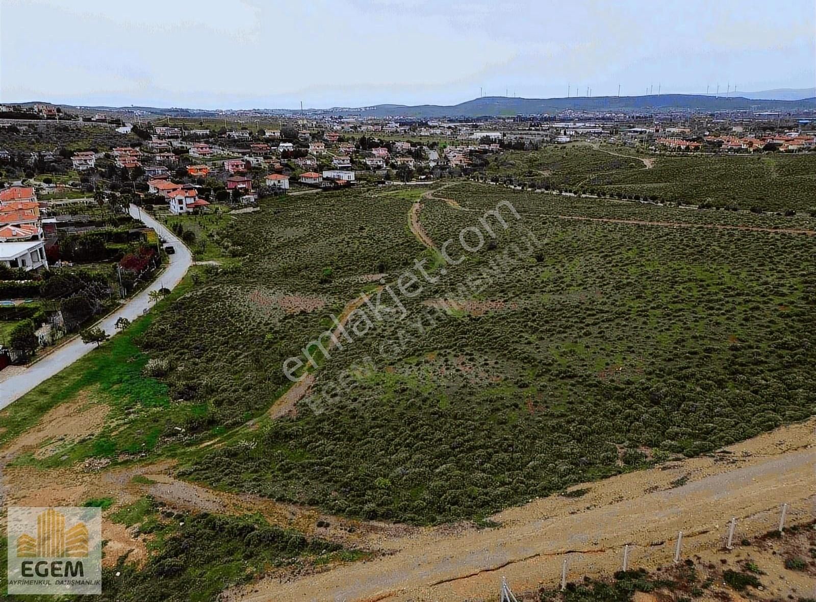 Seferihisar Ulamışta Satılık 15/30 İmarlı Arsa