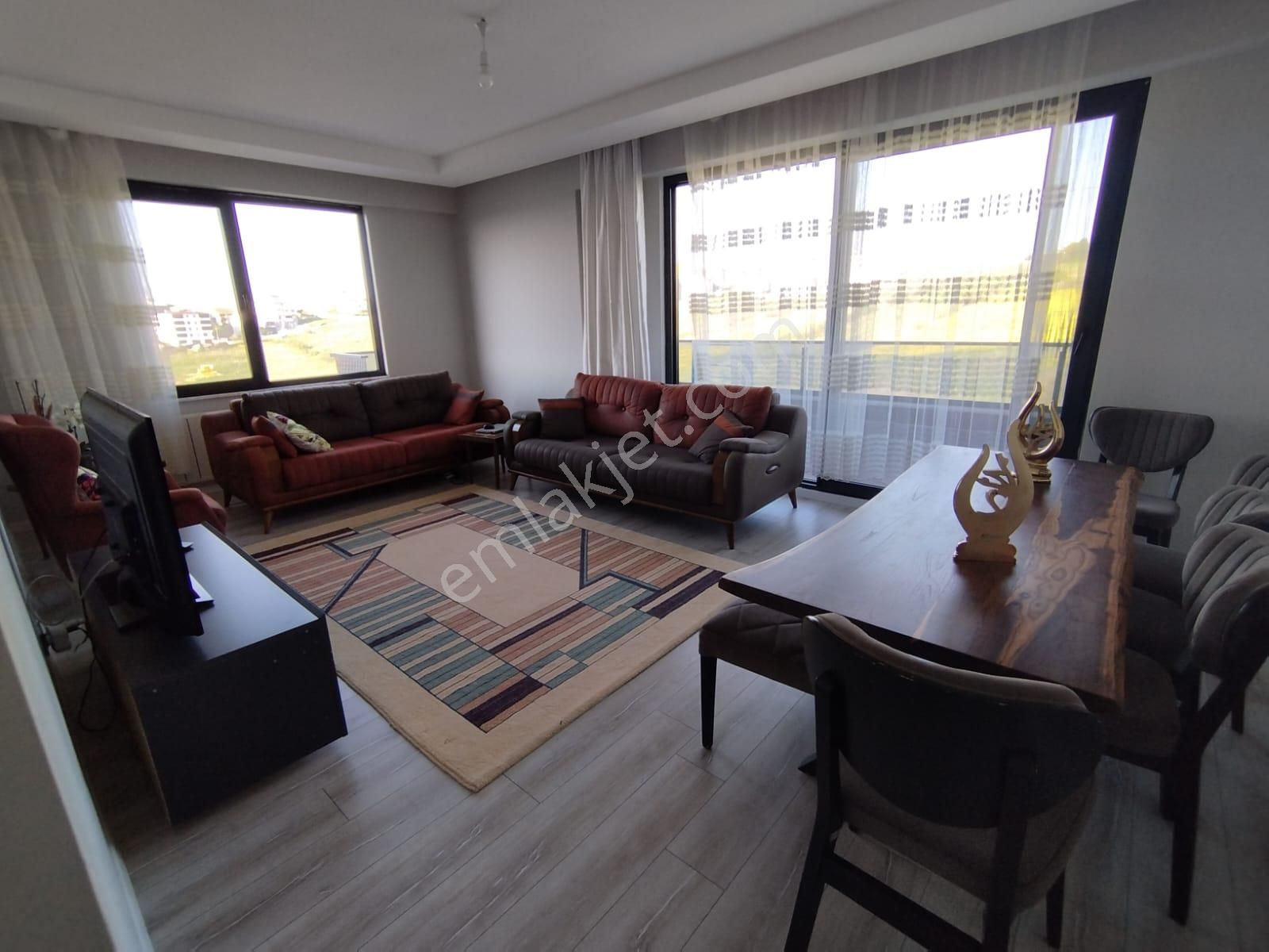 Turyap'tan; Çiftlikköy'de, Site İçerisinde Satılık Lux 3+1 Daire