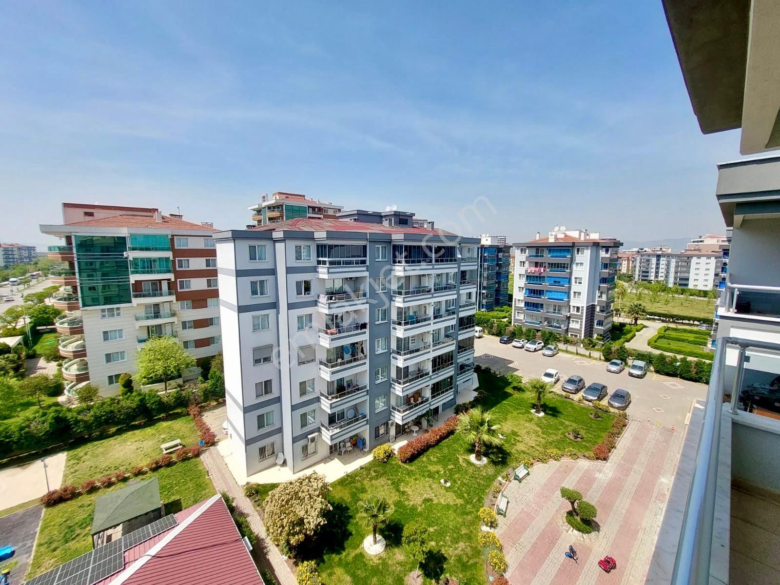 Atbiner Emlaktan Manisa Yunusemre Güzelyurt Mahallesi 3+1 Site İçinde Otoparklı Daire
