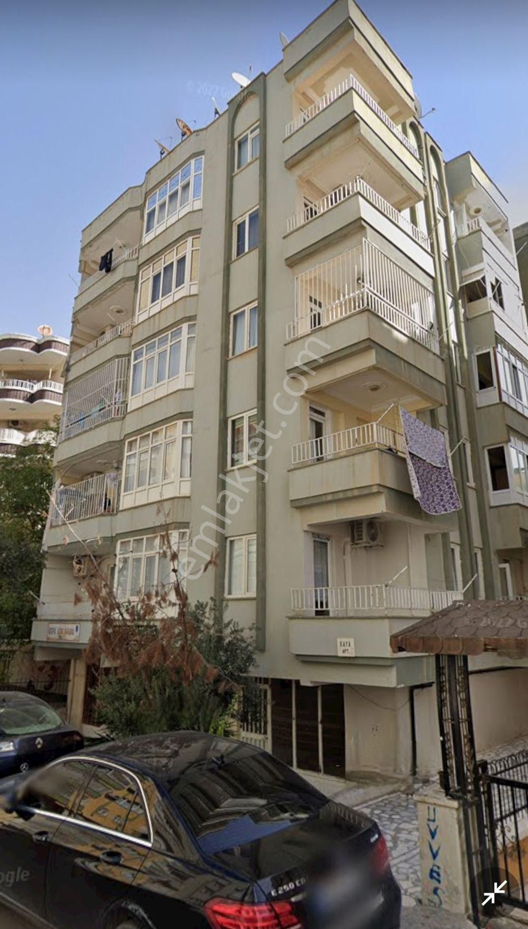 İzol Gayrimenkuldan Şanmed Hastanesi Arkası Satılık 3+1 Daire