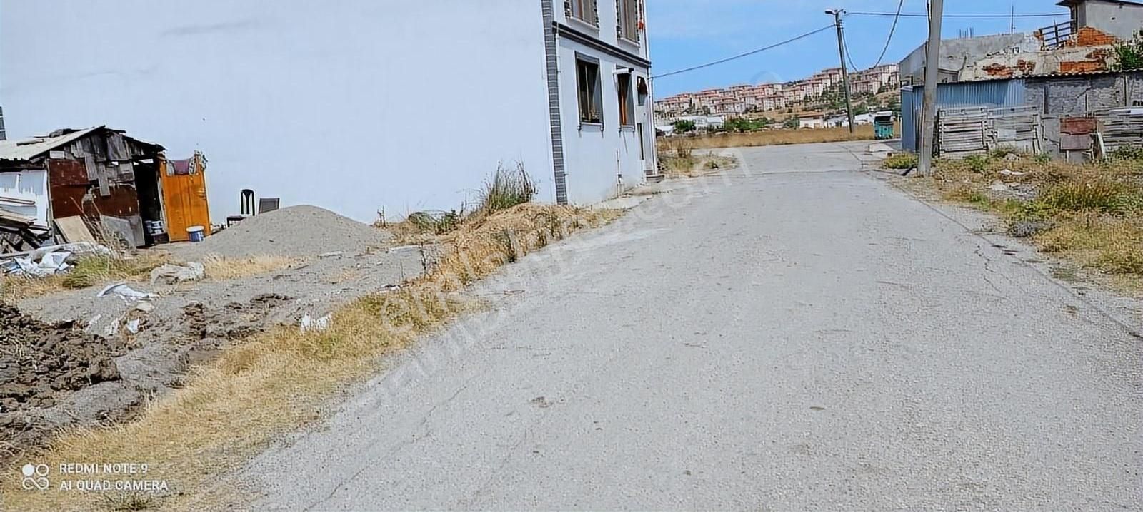 Çakır Emlakdan 100.yıl Da 170m2 Satılık Arsa