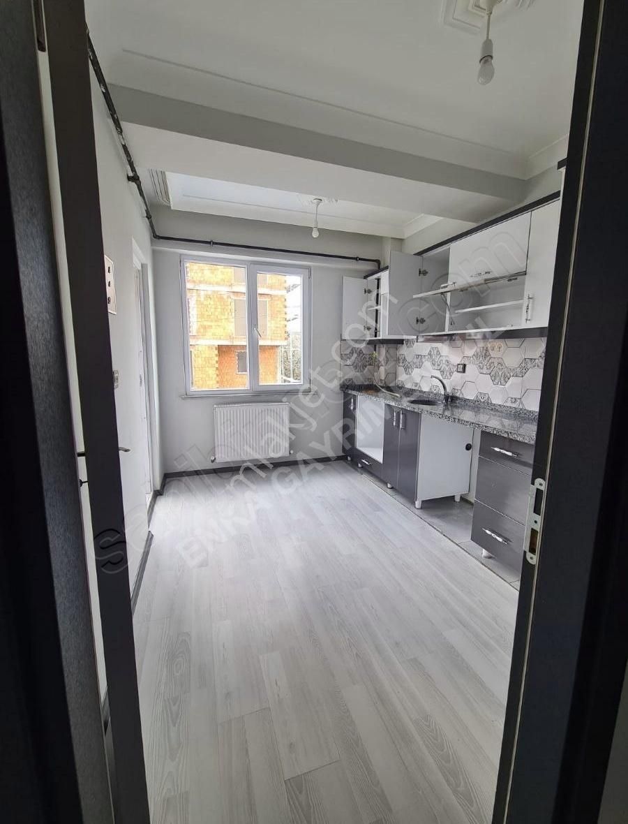 Enkadan Arakat Sıfır Merkezi Konumda Satılık 2+1daire