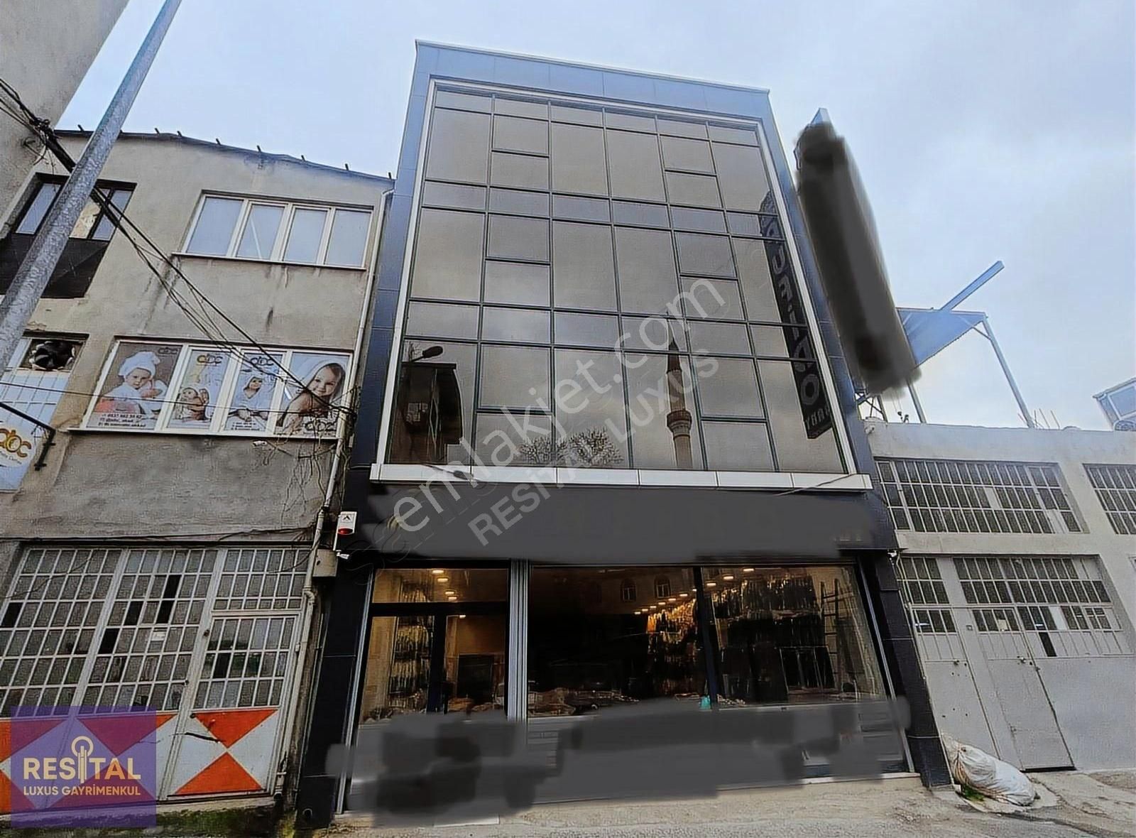 Bursa Vişne Caddesinde Kiralik Toptan Mağazaya Uygun İşyeri