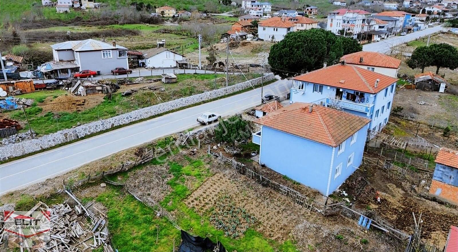 Sakarya Karasu Aziziye De Satılık 400 M² Arsa Yatırıma Uygun