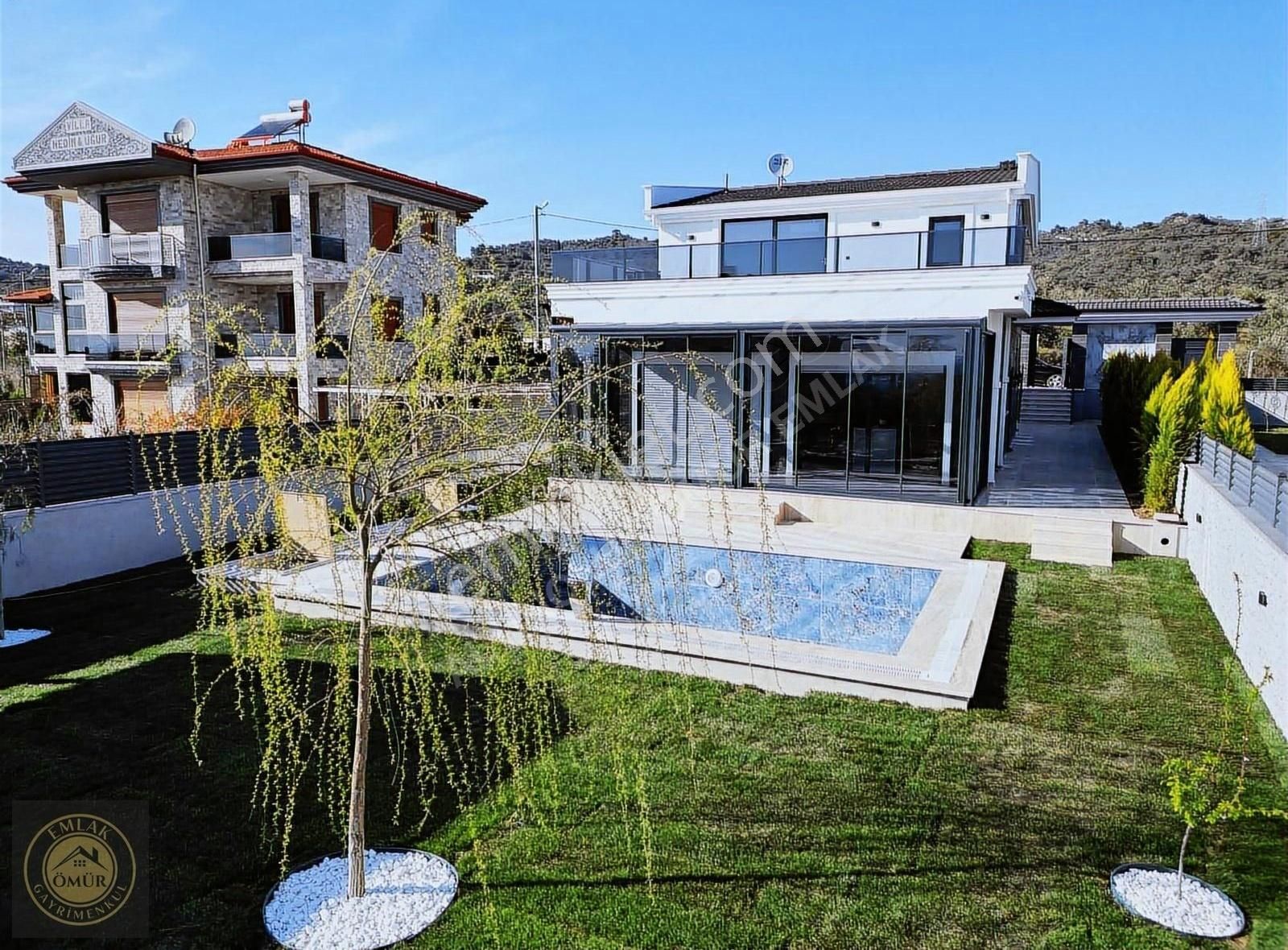 Ömür Emlak'tan 500 Mt2 Arsa İçerisinde Havuzlu Süper Lüx Villa