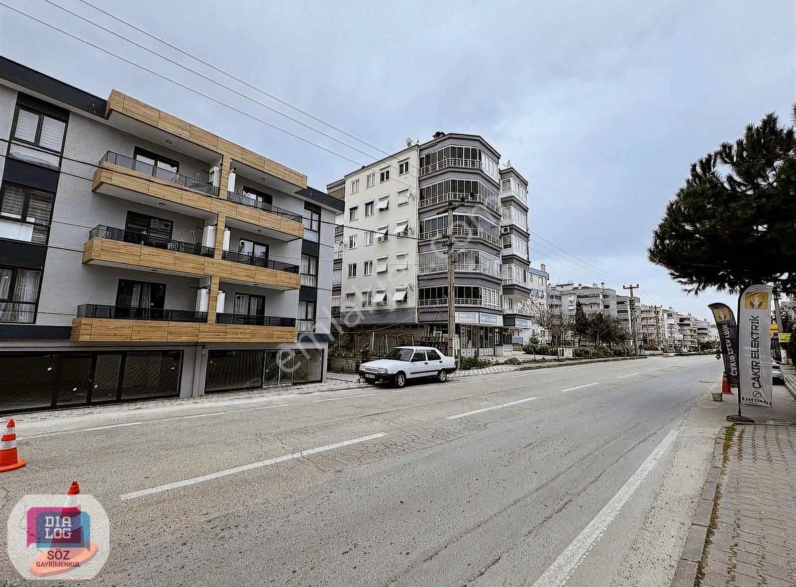 Mudanya Güzelyalı Ana Yol Üzeri Satılık Eşyalı 1+1 Daire Dialog