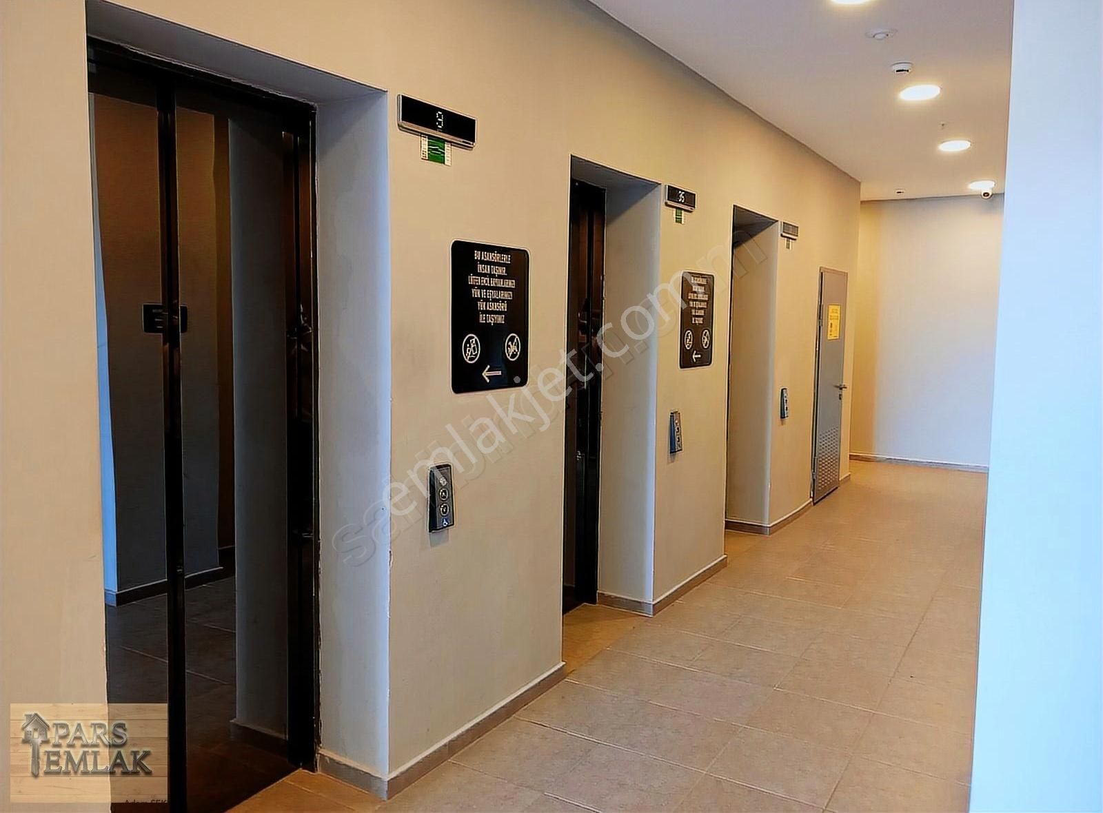 Ödül İstanbul'da 2+1 100 M2 Satılık Göl Manzaralı Daire