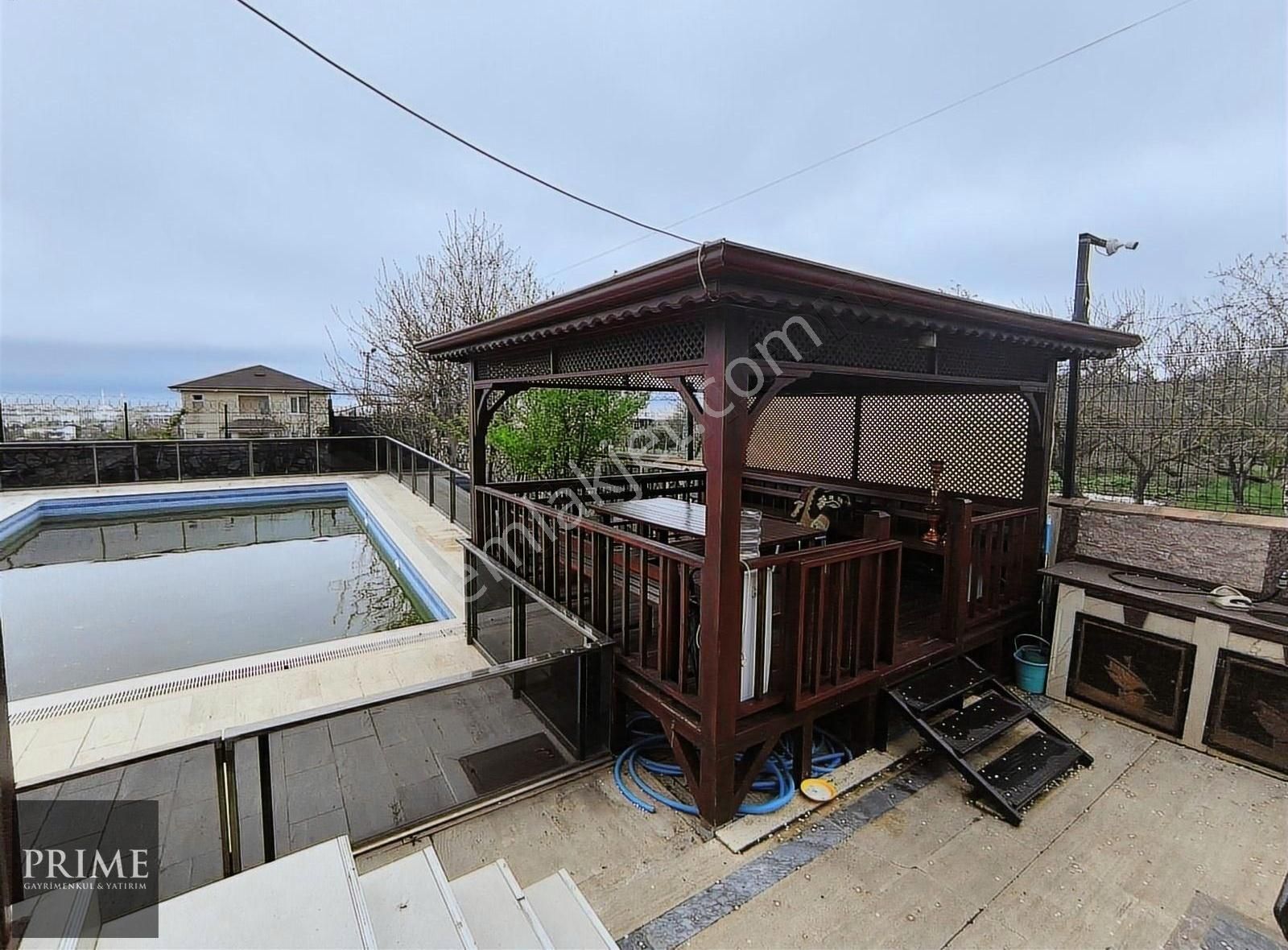 Kumburgaz Gişelerin Yanı Full Deniz Manzaralı Malikâne