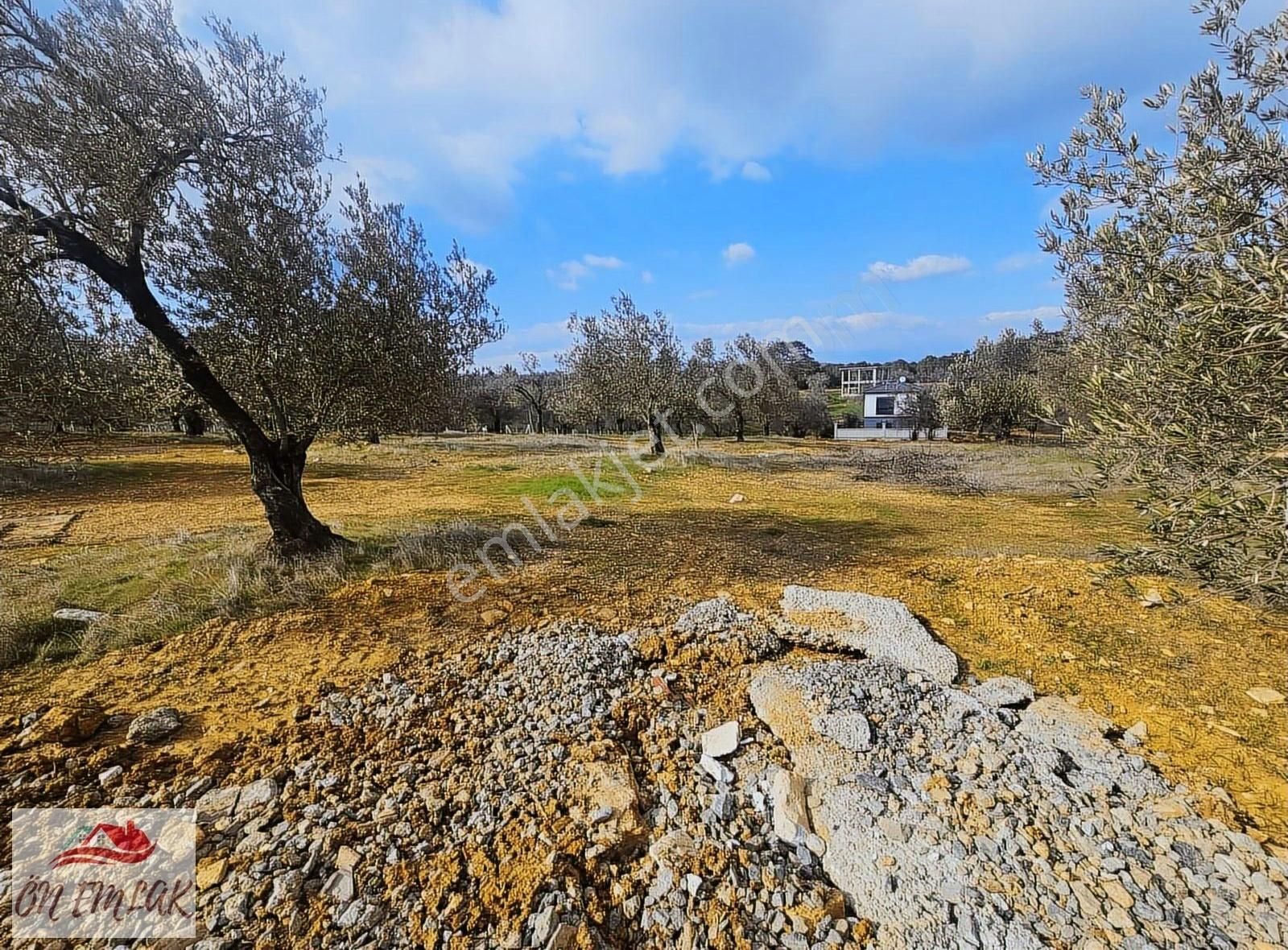 Ön Emlak'tan Pelitköyde 310 M2 Müstakil Villa Arsası