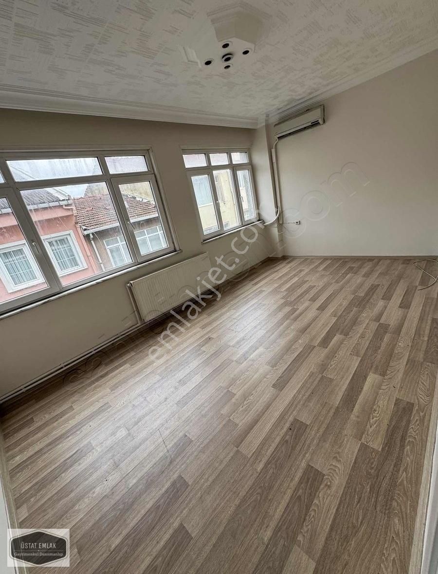 Üstat'tan Topkapı'da Kiralık Daire Arakat 3+1 Temiz Tadilatlı