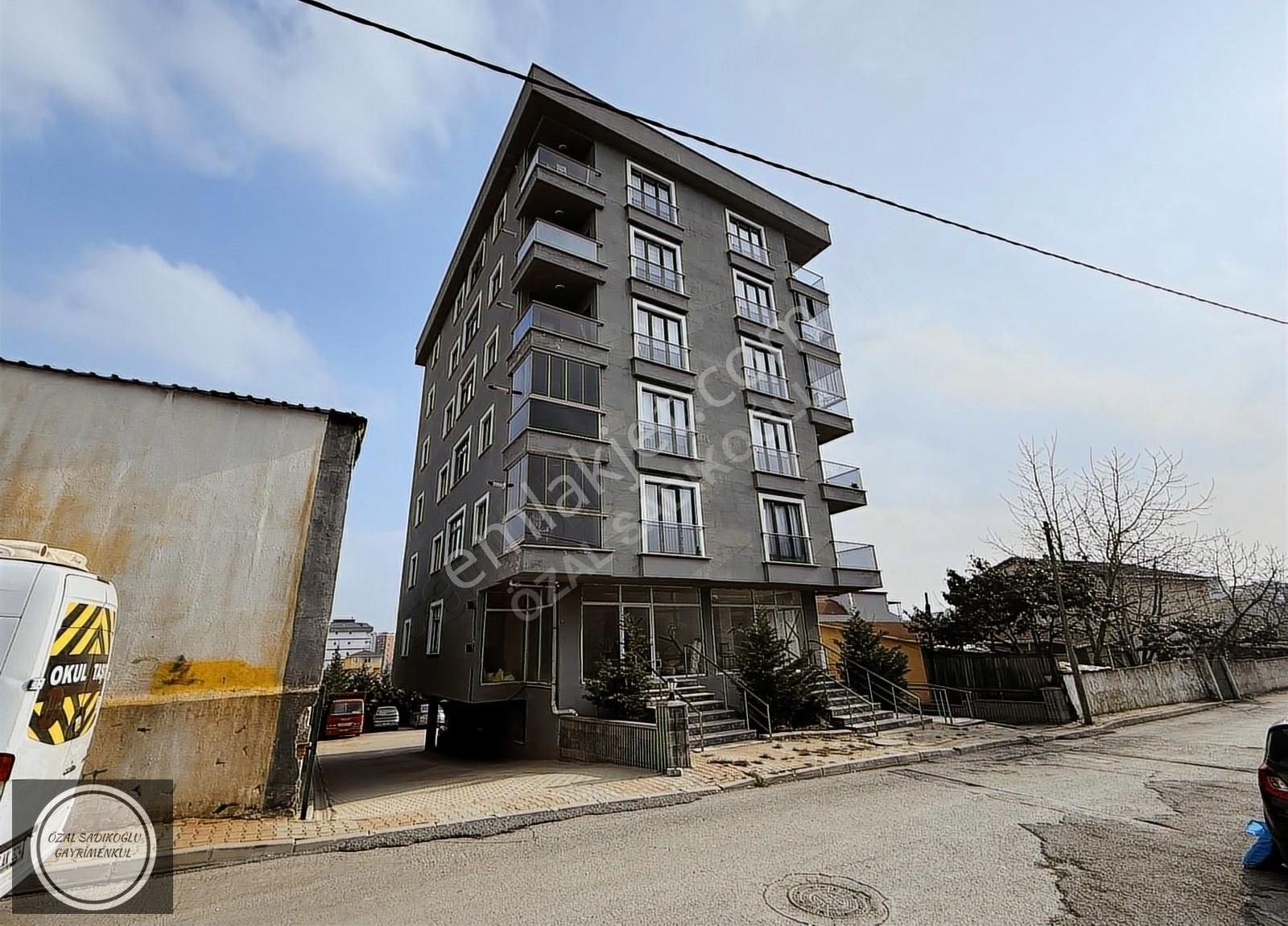 Sultanbeyli'de Mimar Sinan'da Güney Cepheli Benzersiz Sıfır 2+1