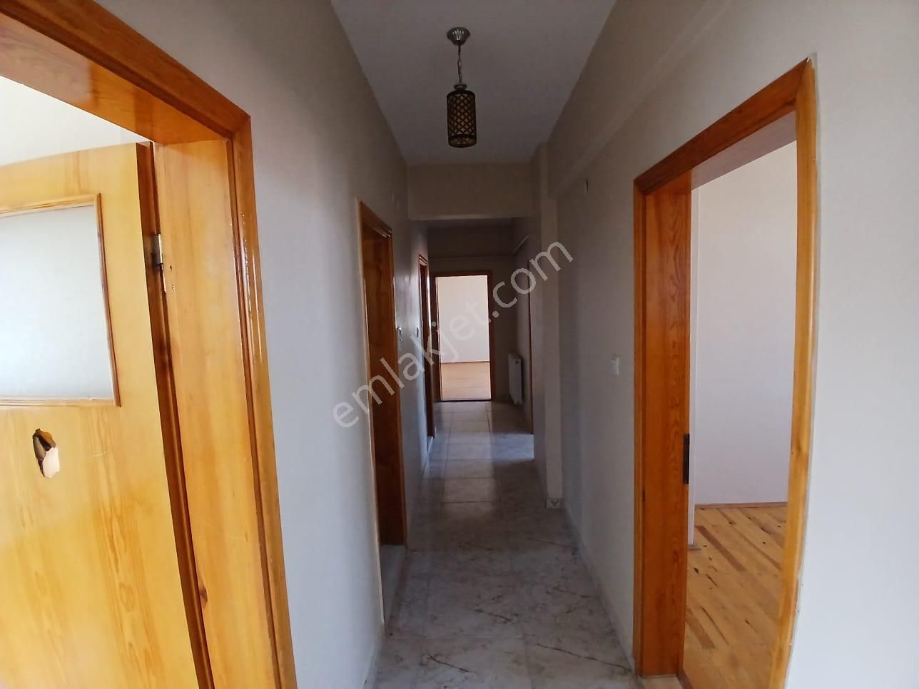 Akçay Emlak'tan Akşehir İstasyon Mahallesinde Bakımlı Satılık 3+1 Daire - Görsel 17