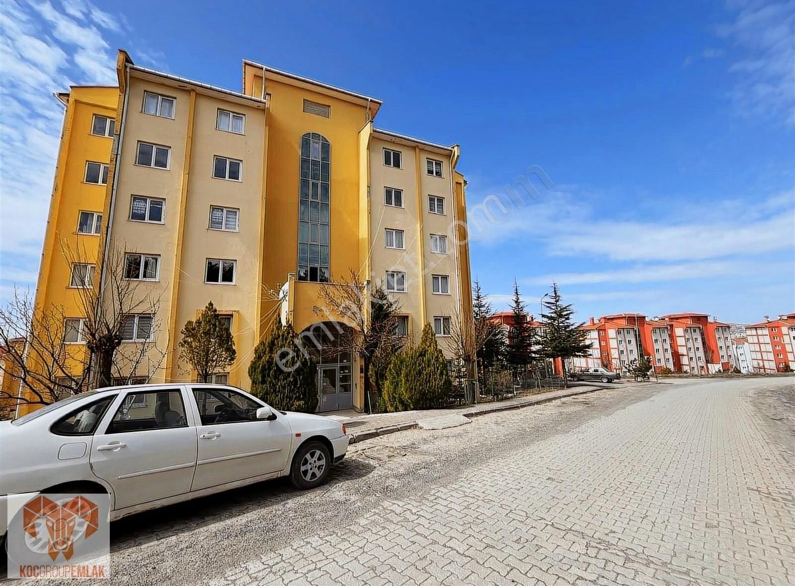 Toki 3+1 Ara Kat Daire. Açıklamayı Oku