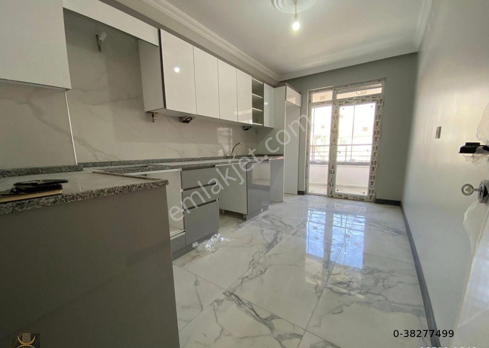 Poyraz Emlaktan Emek Mahallesinde 3+1 135 M² Satılık Daire