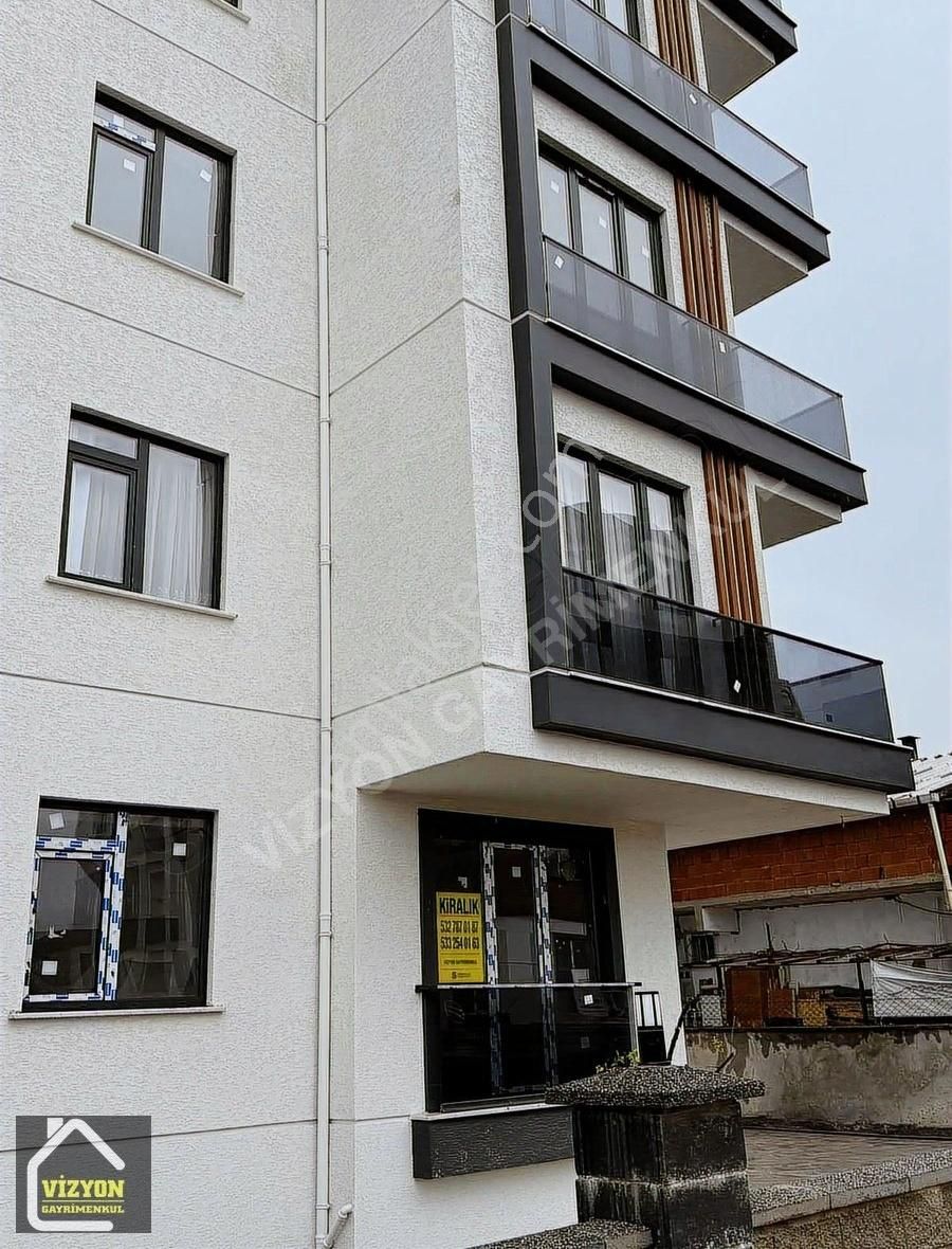 Sancaktepe Metroya Ve Belediyeye Yakın Konumda 1+1 Daire