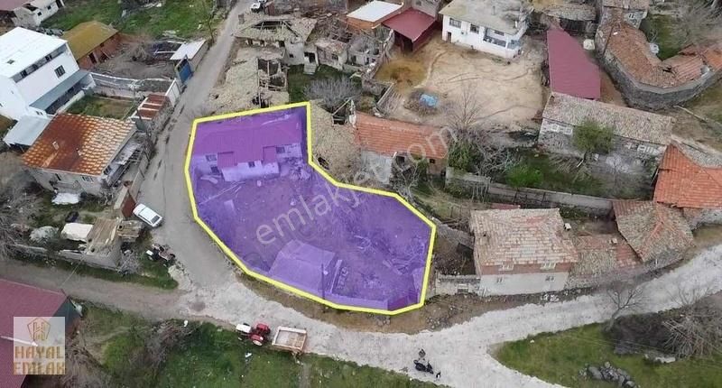 Ezine Kızıl Köyde Doğa Manzaralı Köy Evi !!