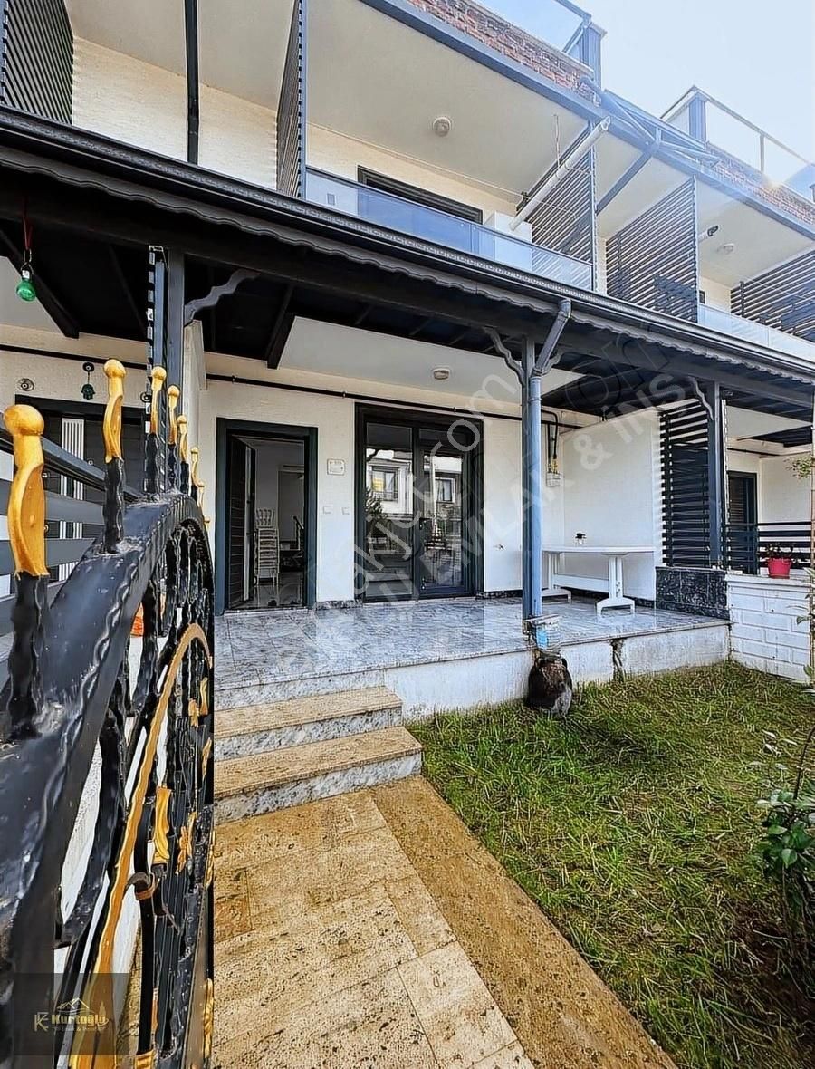 Müstakil Giriş Geniş Bahçe Tripleks Villa