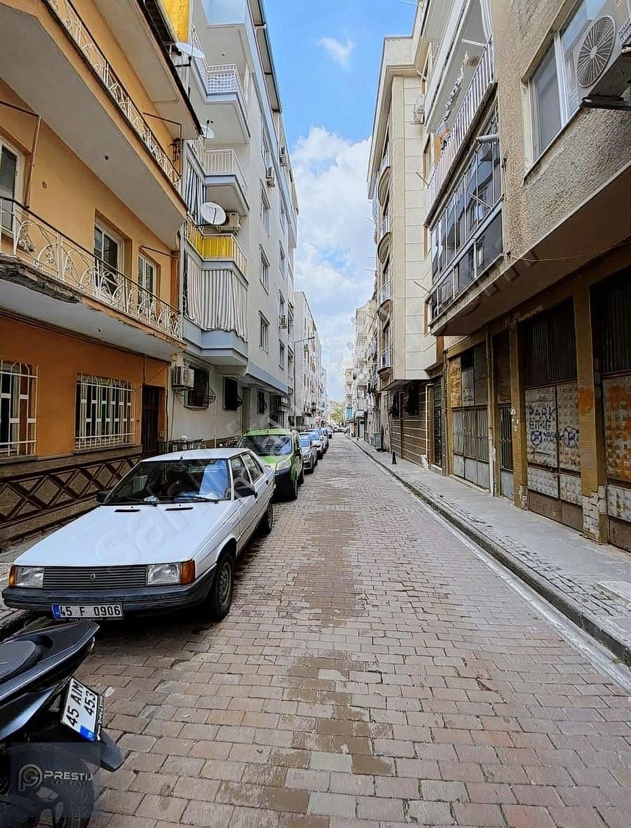 Çarşı Mah.de Satılık Arakat 3+1 Daire