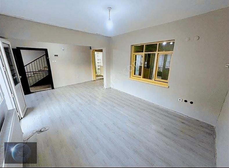 Buca Yeşilbağlar Mah/de Kiralık 2+1 Arakat D.gazlı Daire