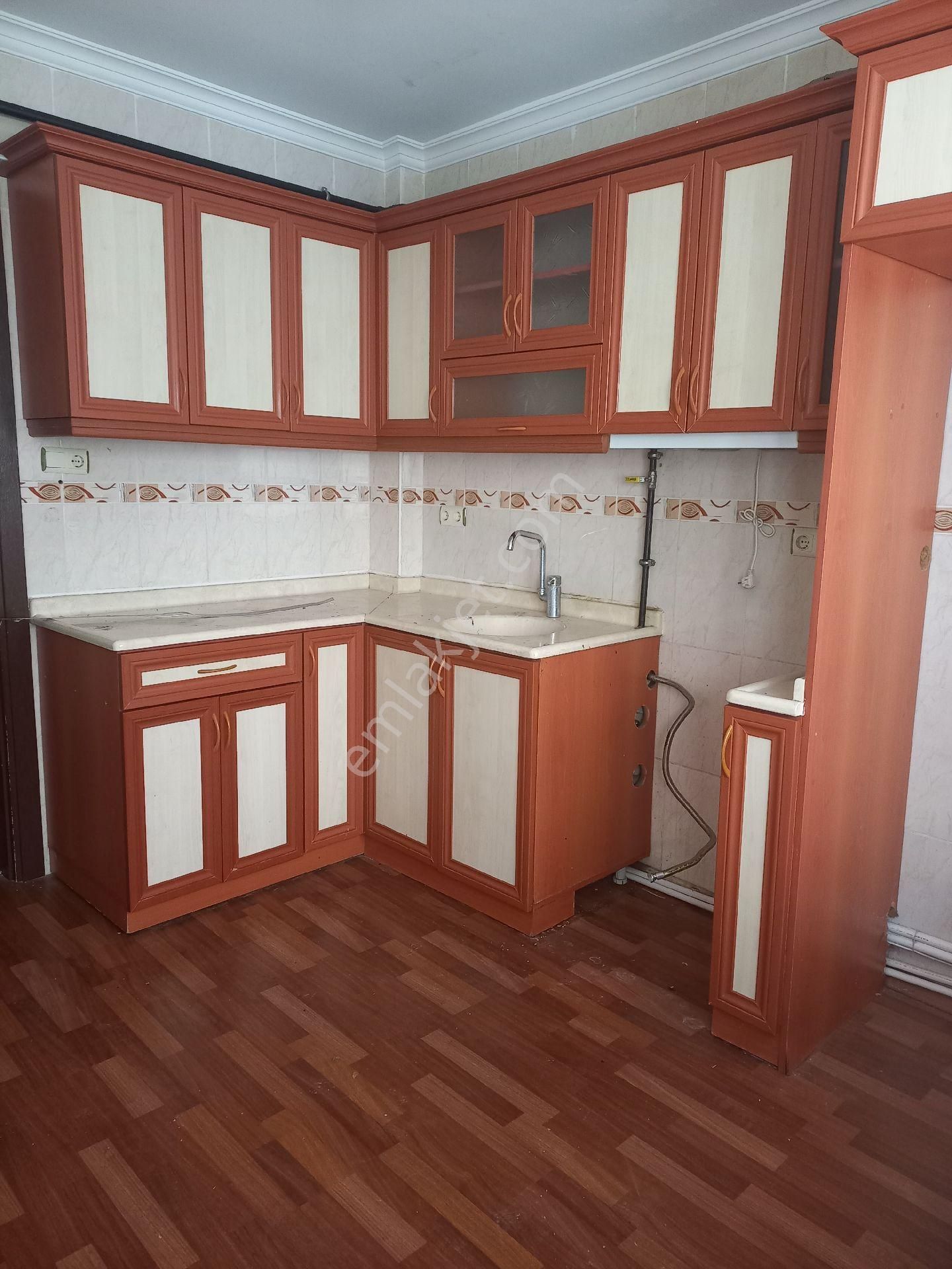 Söke Yenikent Mahallesinde 3+1 Kiralık Daire