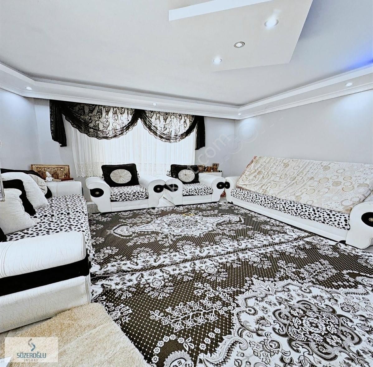Esenyurt Kıraç Hürriyet Mah. Dubleks 195m2 Sadece 2.690.000tl