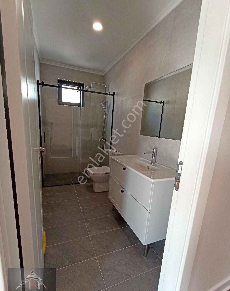 Döşemealtı Tomalar'da 5+1 Yerden Isıtmalı Lüks Villa - Görsel 33