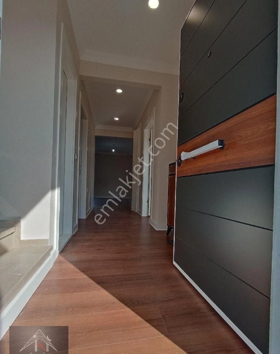 Döşemealtı Tomalar'da 5+1 Yerden Isıtmalı Lüks Villa - Görsel 26