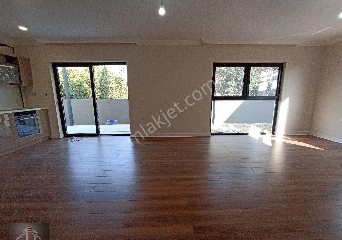 Döşemealtı Tomalar'da 5+1 Yerden Isıtmalı Lüks Villa - Görsel 13