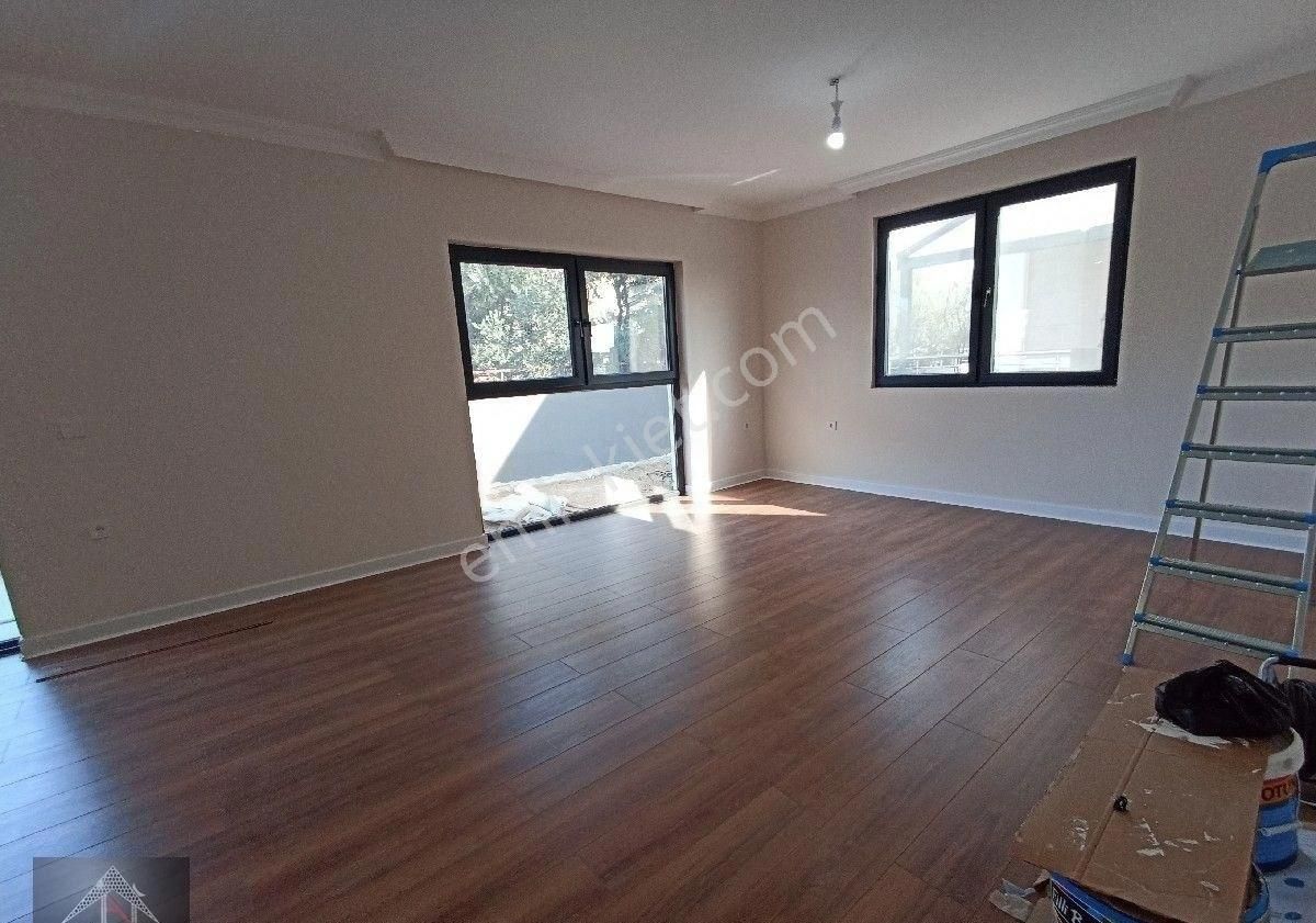 Döşemealtı Tomalar'da 5+1 Yerden Isıtmalı Lüks Villa - Görsel 30